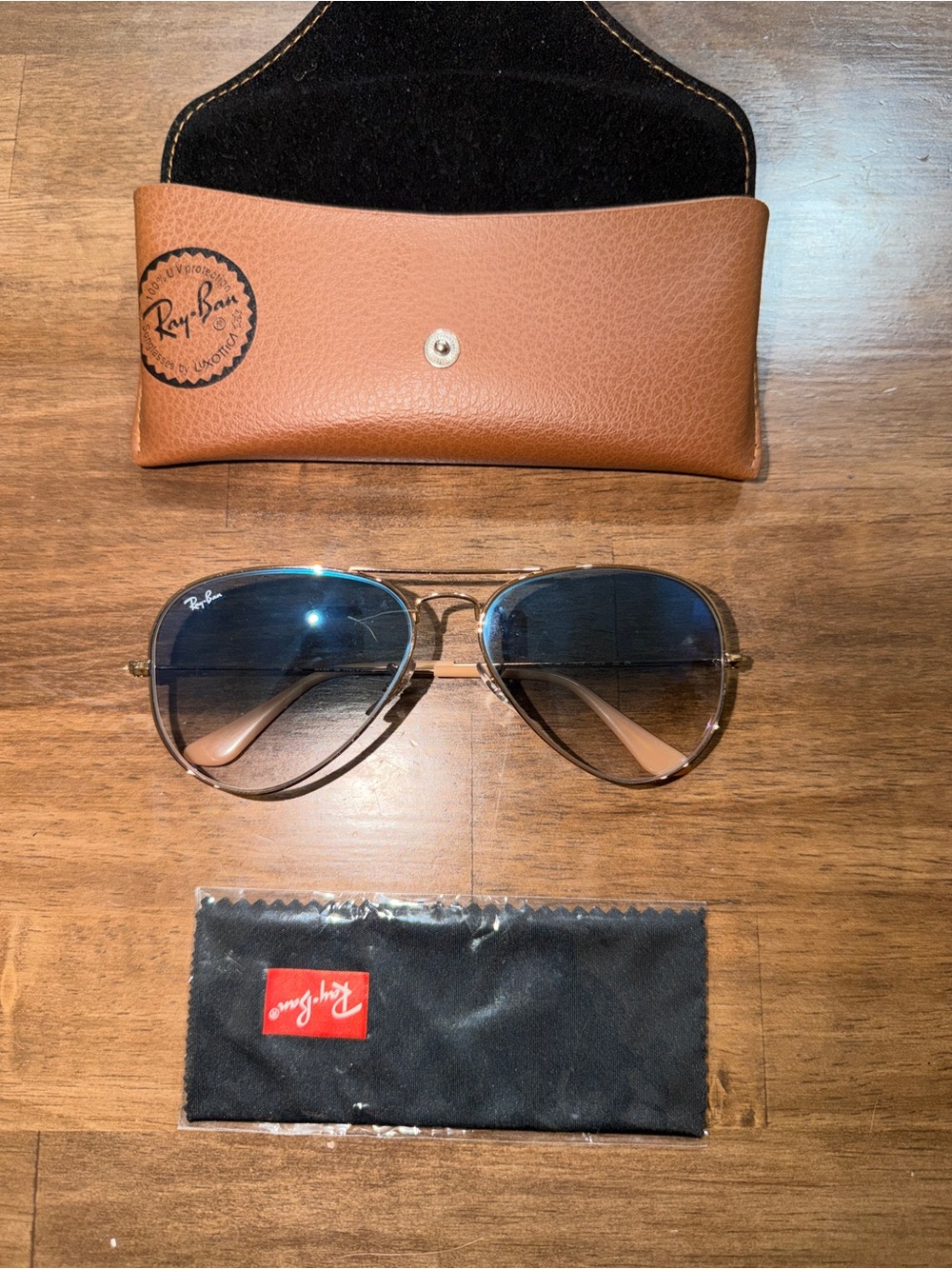 Ray-Ban Aviator Sunglasses